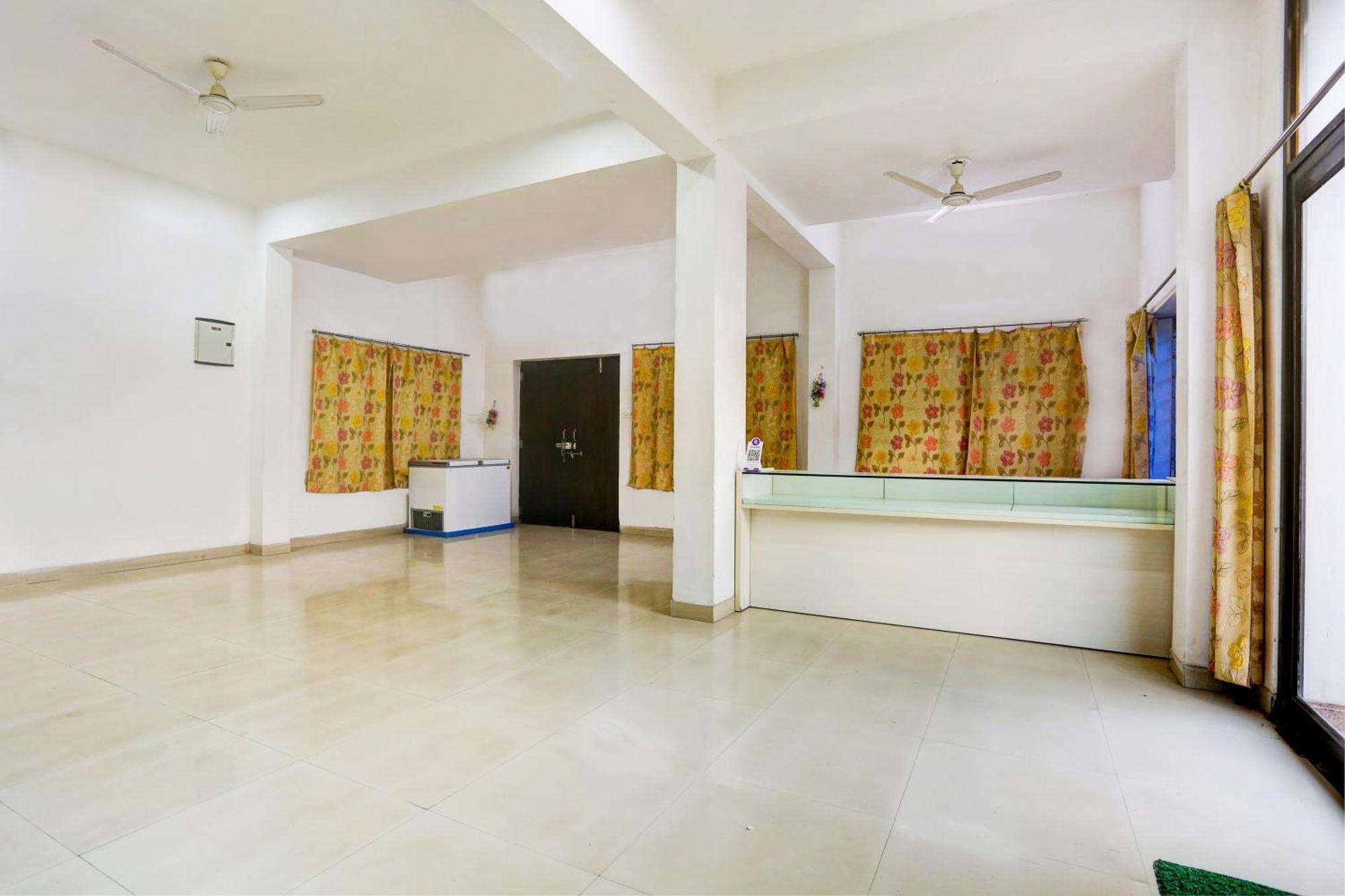 Super Hotel O Goverdhan Villa Udaipur Exterior foto
